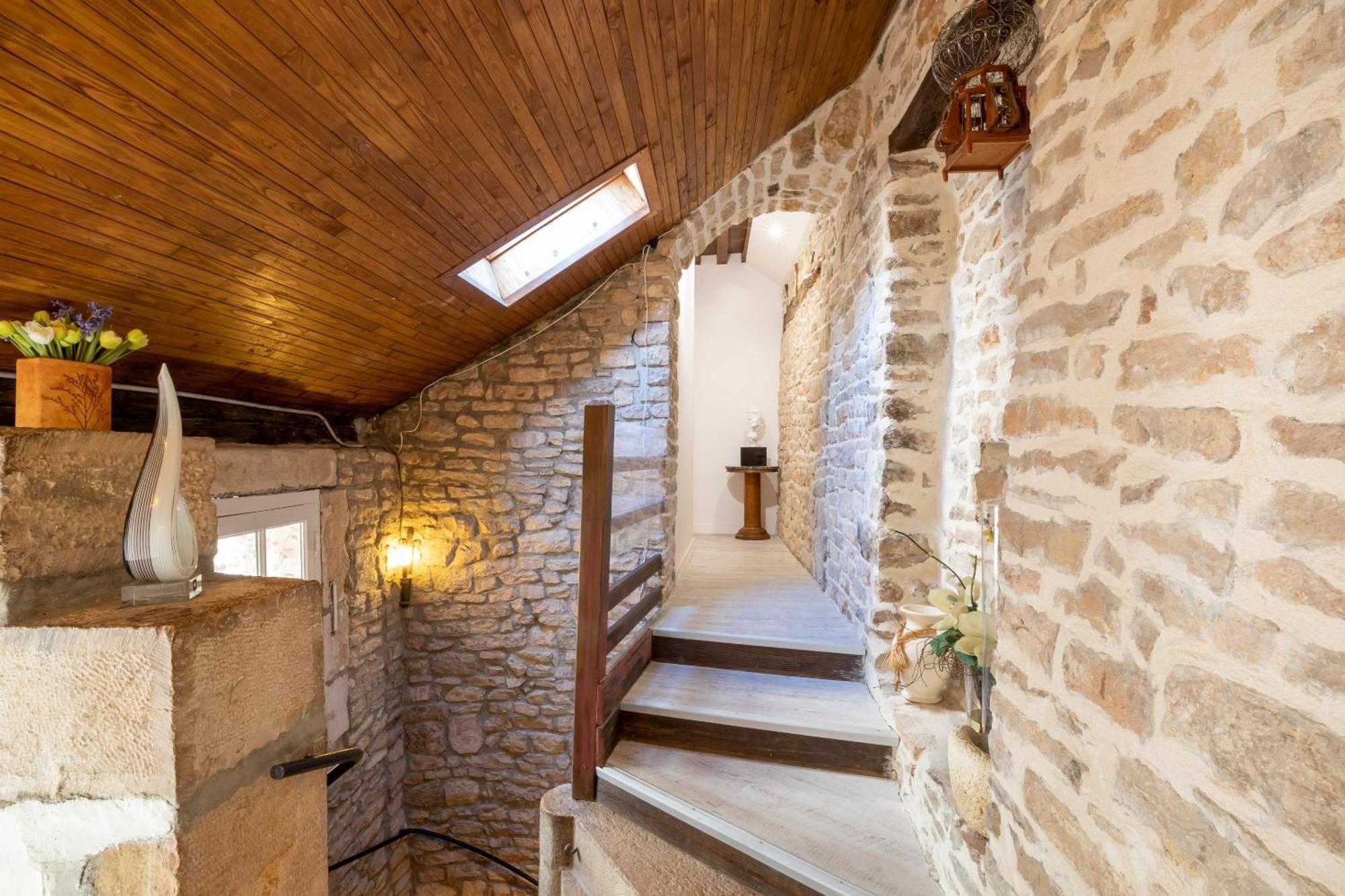 Beaune Sweet Home, 4 D'exception Avec Parking Inclus Apartment *